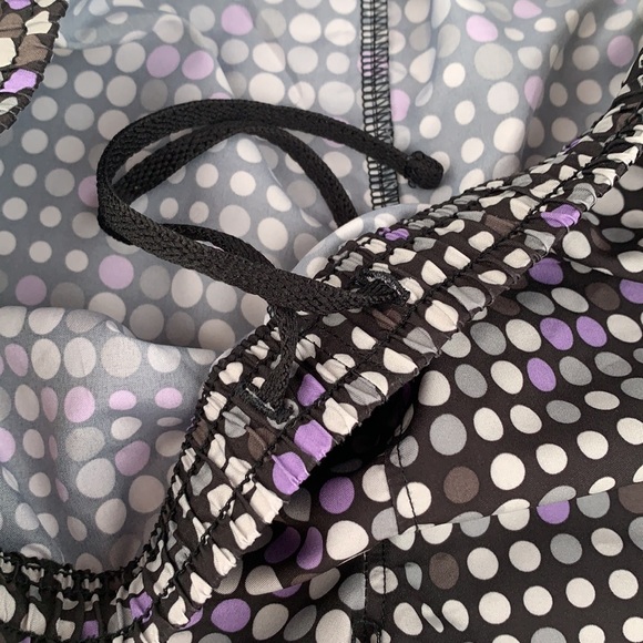 Under Armour YLG Loose Heat Gear Shorts Polkadot & Bright Yellow EUC - Picture 5 of 8